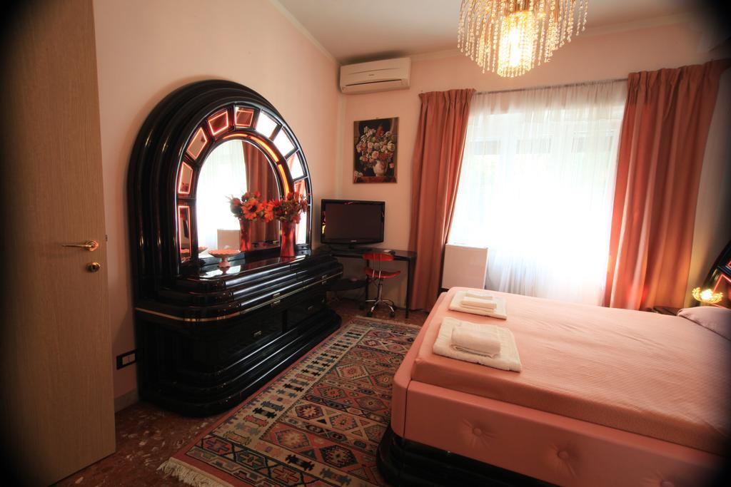 Beauty Moon Bed & Breakfast Rome Ruang foto