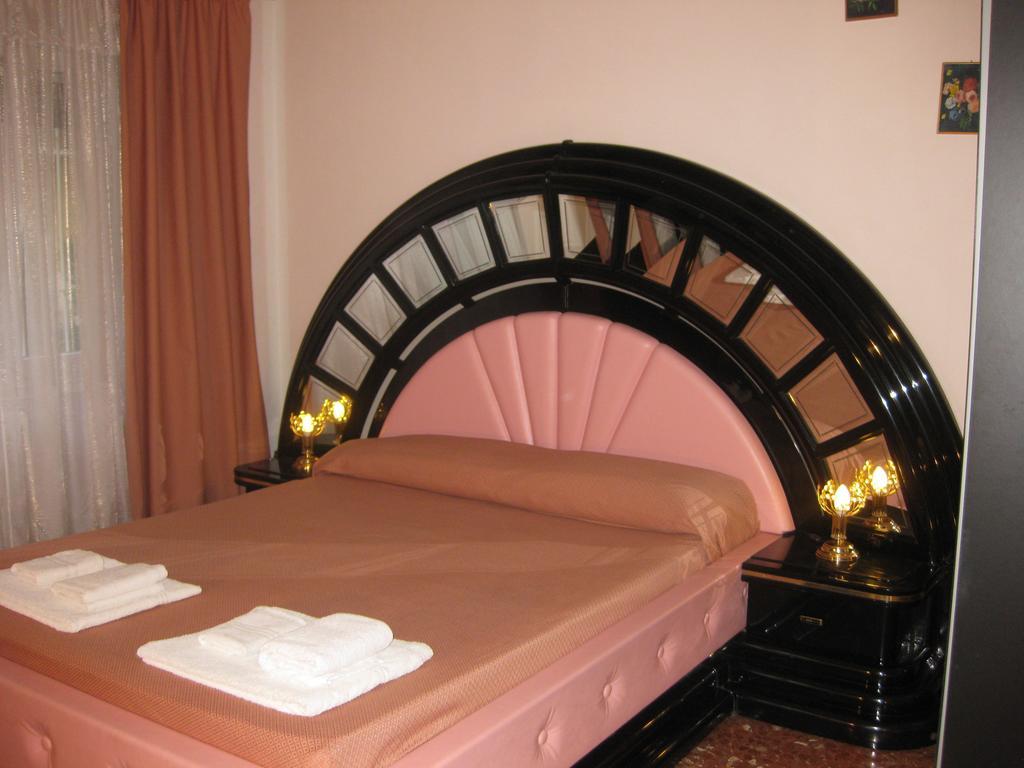 Beauty Moon Bed & Breakfast Rome Ruang foto